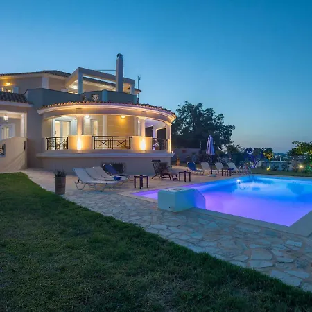 Grand On Of A Hill With Private Pool Villa *