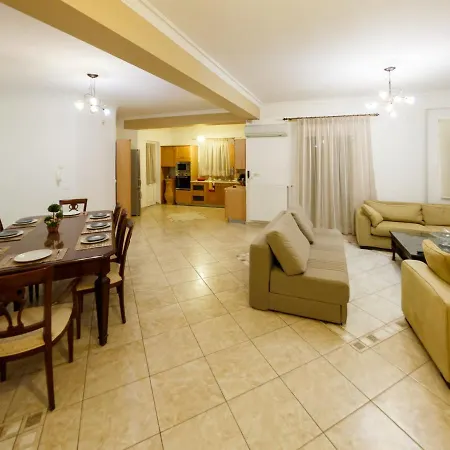 Grand On Of A Hill With Private Pool * Ambelokipoi (Zakynthos)