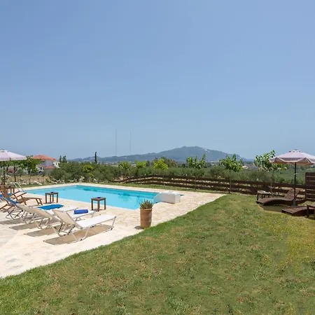 Villa Grand On Of A Hill With Private Pool *